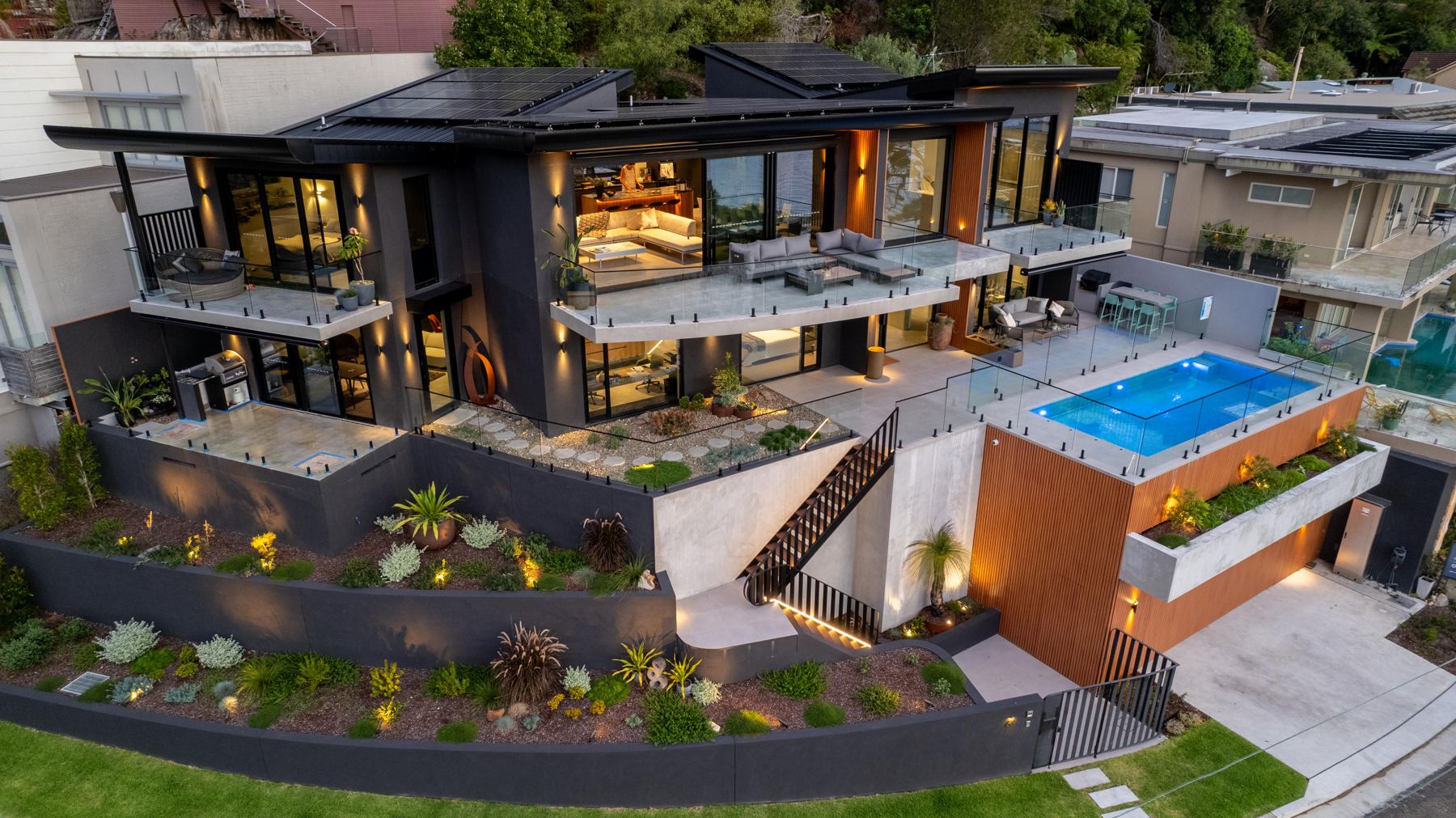 Seaforth home at dusk with BSES lighting