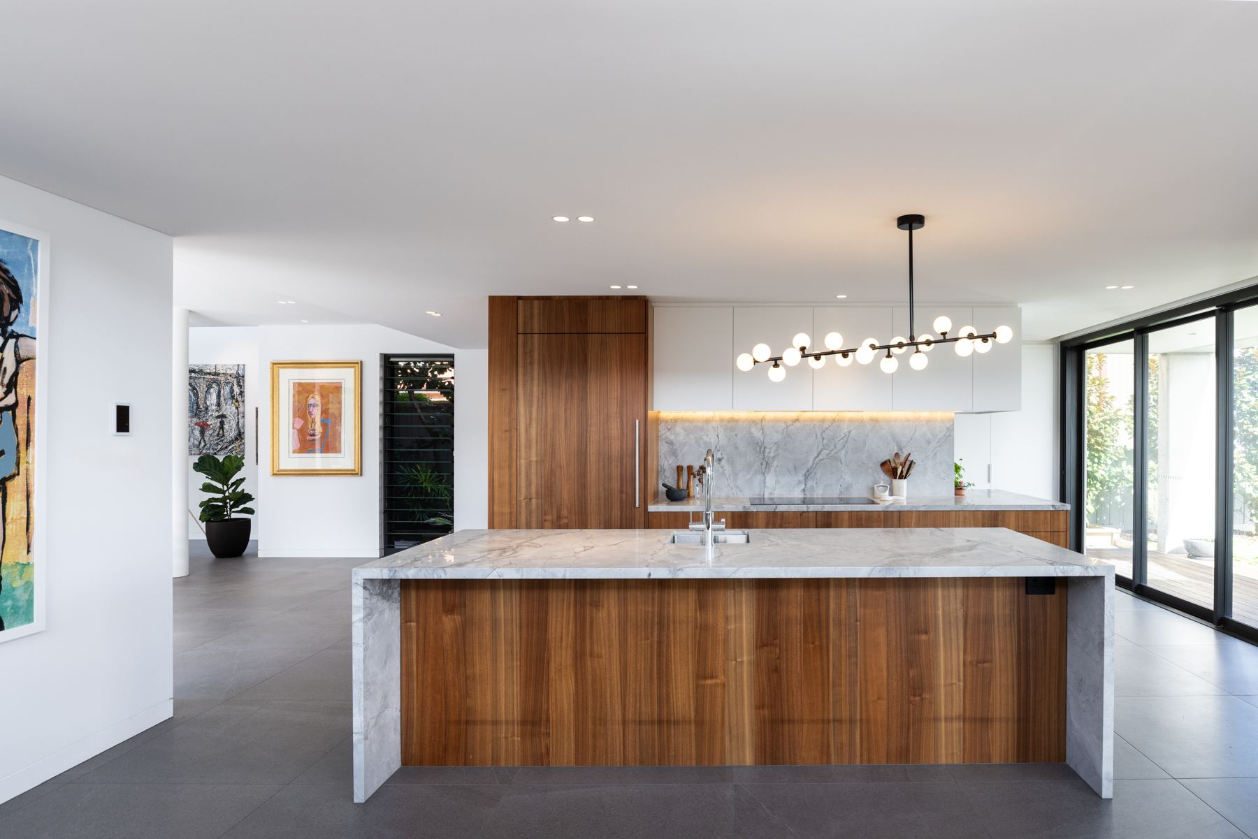 Kitchen with pendant and under-cabinet LED